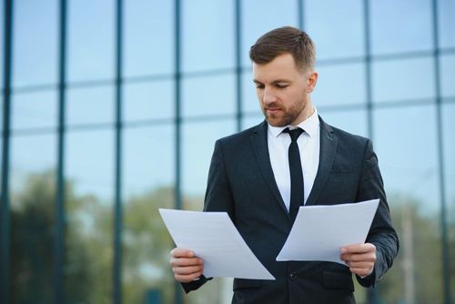 Déclaration de non condamnation : exemples et modèles d'attestation à